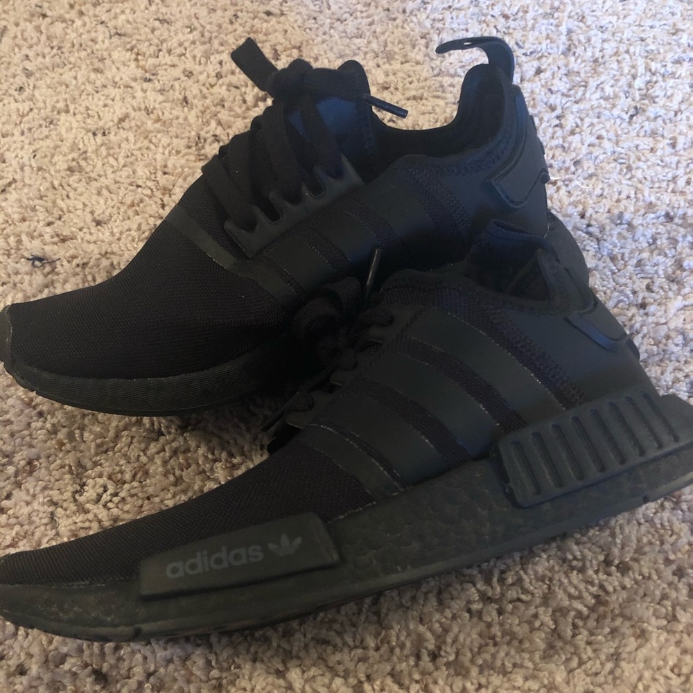 Youth shoes